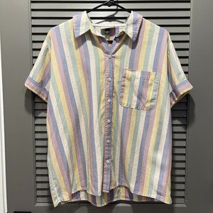Universal Thread Short Sleeve Button Down Shirt - Size M